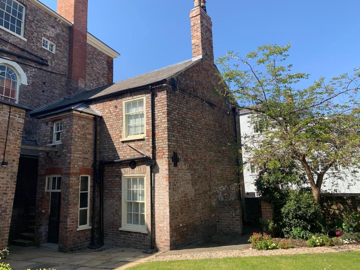 Walmgate Cottage York Exterior photo